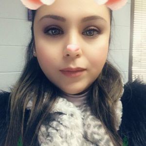 Meet your Posher, Yuliana